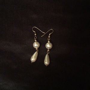 Costume earrings - faux pearl and gold